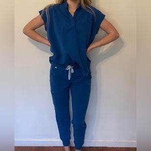 Women’s Figs Scrubs